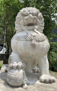 Taiwanilainen leijonapatsas