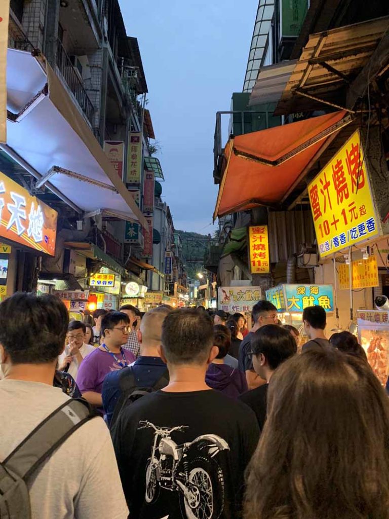 Taipein nähtävyydet ja ravintolat 18 Shilin Night Market
