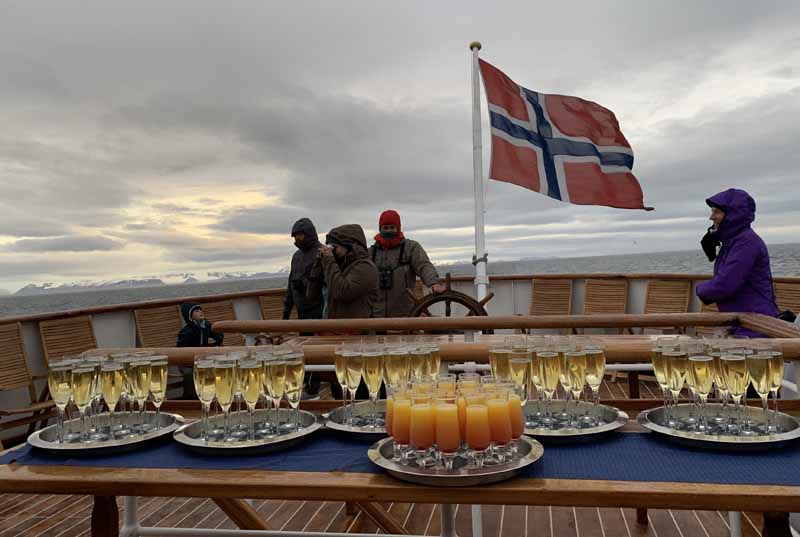 Hurtigruten Huippuvuoret M/S Nordstjernen