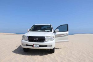 Qatar desert rally sand dune