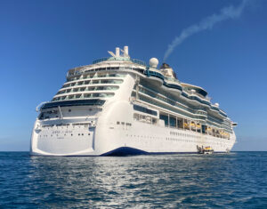 Bahrain - Persianlahden pieni saarivaltio 49 Dubain risteily