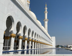 Bahrain - Persianlahden pieni saarivaltio 43 seikki sheikki sheik Zayed moskeija grand mosque