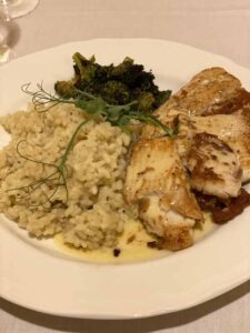 siikaa risottoa siika risotto Portaan Nahkurinverstas ravintola