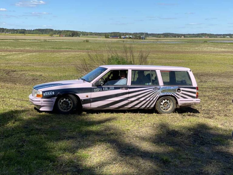 Volvo peltoauto