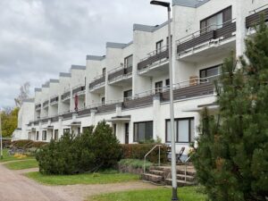 Alvar Aallon suunnittelema terassitalo Sunilassa Kotkassa