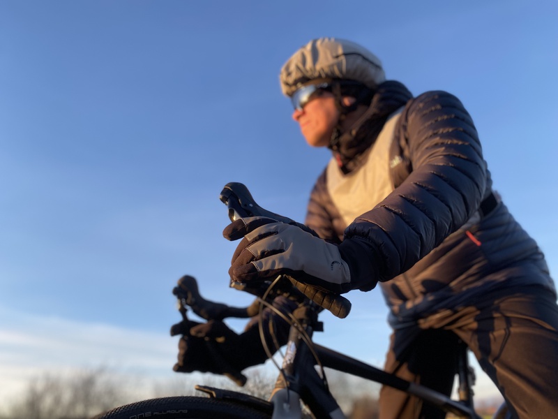 Coldshield heijastavat käsineet pyöräilyyn
