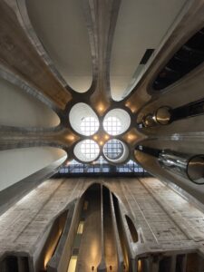 Zeitz MOCAA museo on rakennettu entiseen viljasiiloon