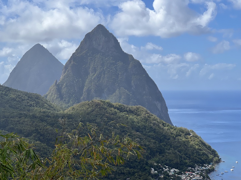 Pitons vuoret Saint Lucialla