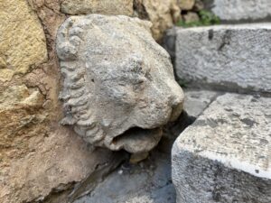Dubrovnikin keskiaikaista katutaidetta