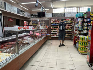 Zagrebilaisessa ruokakaupassa