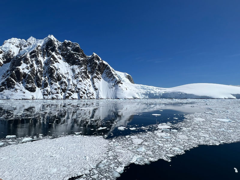 Lemairen kanava Antarktiksella