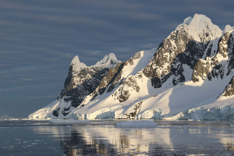 Antarktiksen maisemat olivat henkeäsalpaavan upeat
