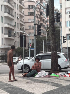 Koti kadulla - Copacabana