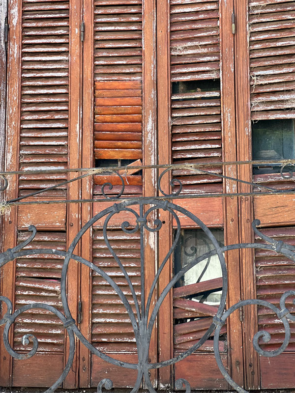 Ikkunansuojat Uruguayn tyyliin