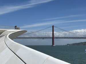 Ponte 25 de Abril