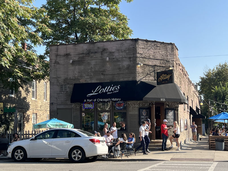 Lottie's Pub Chicago