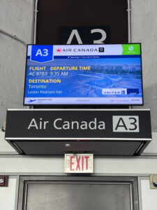 Lento Torontoon lähtee portilta A3