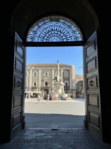 Liotru elefanttipatsas Piazza del Duomolla, Cataniassa
