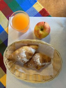 Hotel Alguerin croissantit