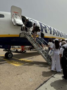 Järjestyksessä sisään Ryanairin koneeseen