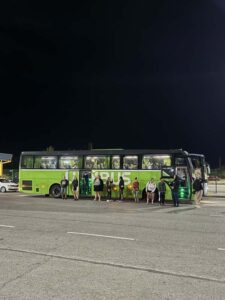 Bussi seisoo Romanian ja Bulgarian rajalla