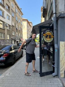 Chiki Riki Craft Beer & Wine