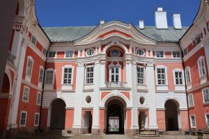 Broumovin luostari on upeasti restauroitu